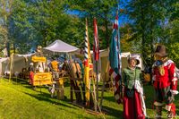 De Slag om Grolle, een levendig historisch festival met re-enactors die het leven in 1627 herbeleven, inclusief veldslagen en ambachten.