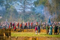 Indrukwekkende veldslag met meer dan 1500 re-enactors die strijden in historische kostuums, ter herdenking van de Slag om Grolle in 1627.