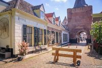 Verken de betoverende schoonheid van Hanzestad Elburg: historische straatjes, sfeervolle grachten en een rijke maritieme erfenis. Laat je inspireren!