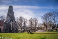 Verken de charme van Hanzestad Hasselt: historische panden, schilderachtige grachten en een vleugje nostalgie langs het water. Laat je inspireren!