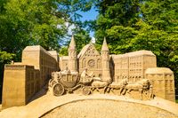 Betoverende zandsculpturen Kasteel Warmelo Diepenheim: kunstwerken van zand, elk jaar wisselend thema. #kasteelwarmelo #diepenheim #overijssel #zandsculpturen #kunst #zand #beelden #thema