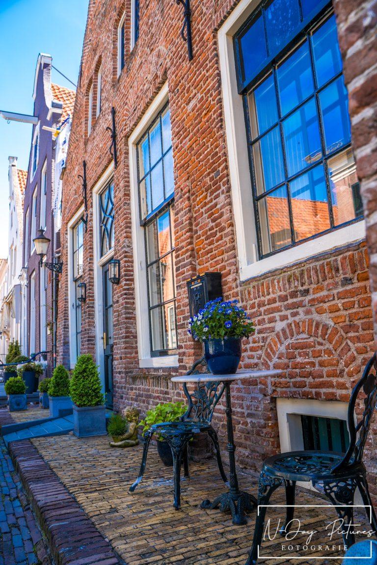 Ervaar de charme van Elburg! Historische straatjes, het Nationaal Orgelmuseum en de haven vol botters. Ontdek deze stad vandaag nog!
