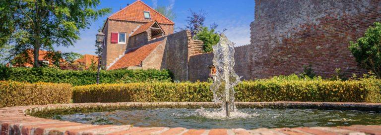 Ontdek Hanzestad Harderwijk! Historische Vischpoort, Grote Kerk en sfeervolle straatjes. Klik voor meer informatie en plan je bezoek!