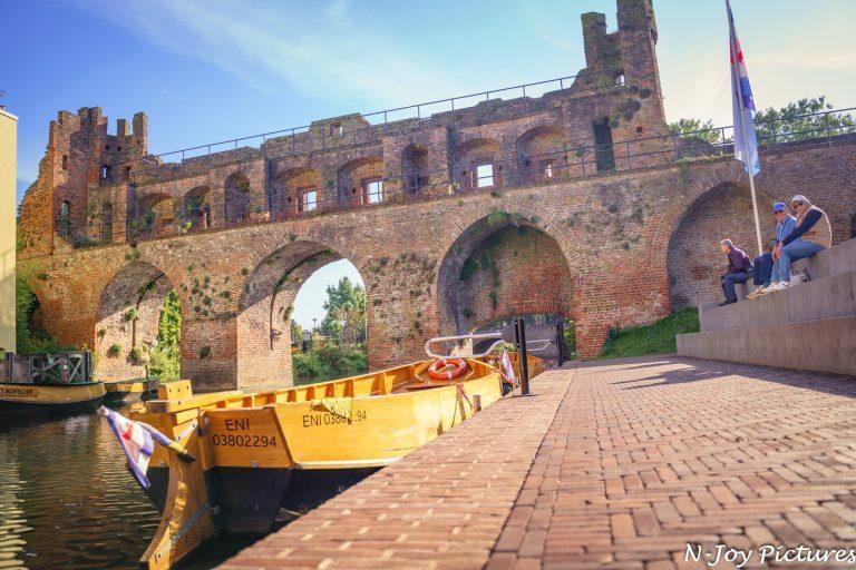 Ontdek Hanzestad Zutphen! Middeleeuwse torens en de IJssel wachten op u. Klik voor een onvergetelijk bezoek!