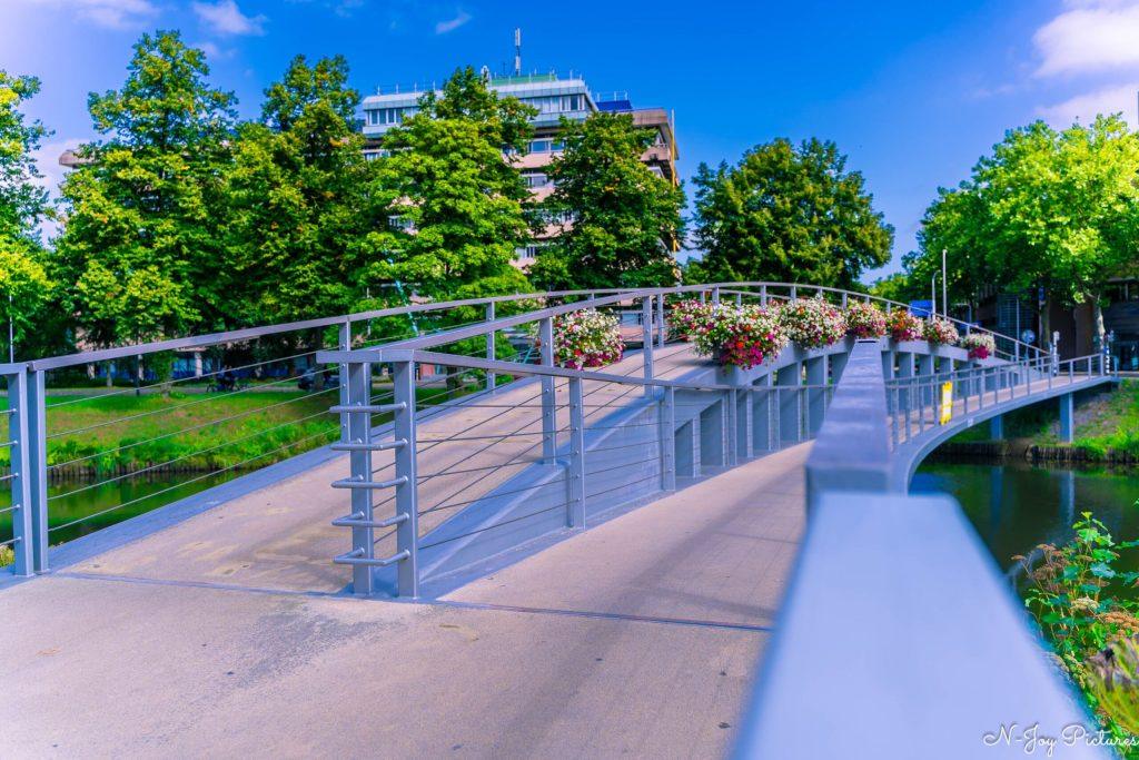 Hanzestad Zwolle 12 Ervaar de magie van Hanzestad Zwolle! Van middeleeuwse architectuur tot moderne kunst, deze stad heeft het allemaal. Ontdek meer vandaag!
