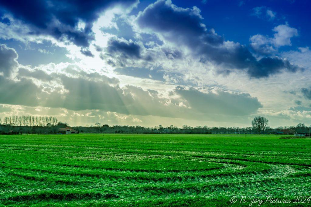 Borculo's landschap in beeld! Adembenemende foto's van weiden en luchten. Laat uw project stralen met mijn landschapsfotografie!