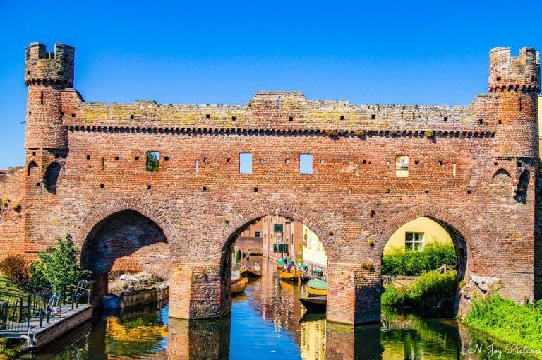 Ontdek Hanzestad Zutphen! Middeleeuwse torens en de IJssel wachten op u. Klik voor een onvergetelijk bezoek!