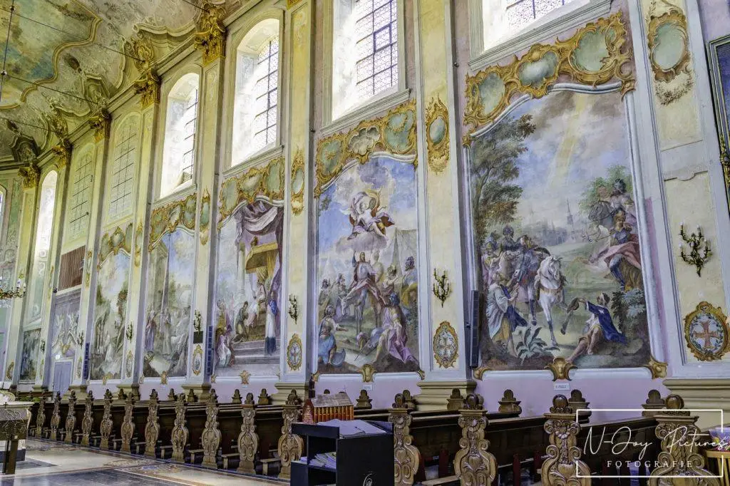 Gotische Fotografie 15 Gotische fotografie vangt de ziel van de Sint Gerlach Kerk Houthem. Nieuwsgierig? Klik door naar onze contactpagina!