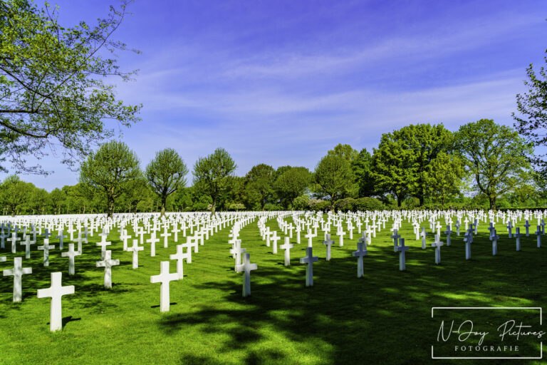 Indrukwekkende Vrede in Zuid-Limburg. Amerikaanse militaire begraafplaats Margraten herdenkt de gevallen helden. Plan je bezoek!