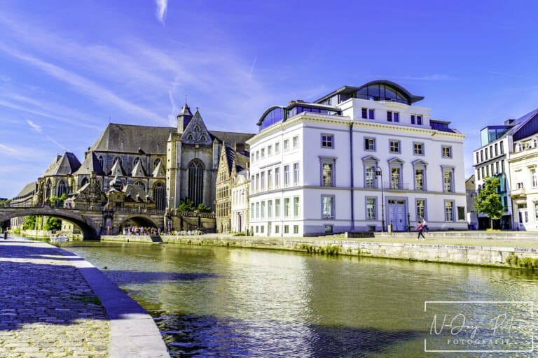 Schilderachtig Gent: Korenlei en Graslei in detail. Zie hoe N-Joy Pictures deze prachtige plek vastlegt. Jouw project hier? Neem contact op!