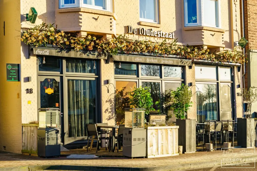 Fotograaf Neede 7 Verken het hart van Neede in beelden – ontdek de charme van het centrum door de lens van N-Joy Pictures Fotograaf Neede. Klik voor meer.