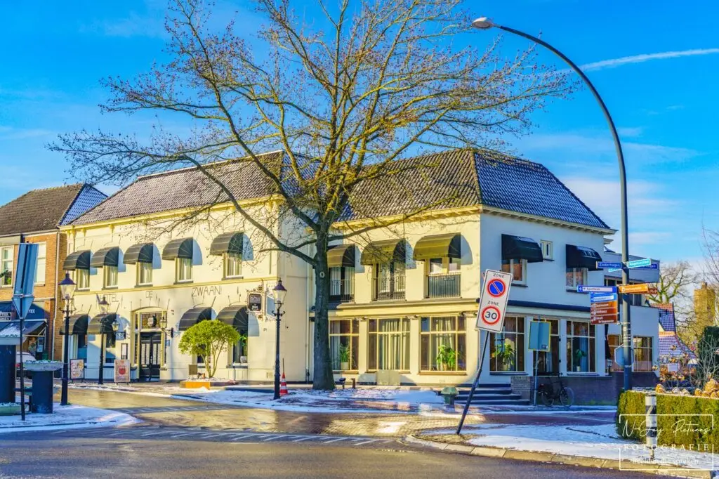 Fotograaf Delden 2 Restaurant De Gouden Leeuw in Delden sfeervol vastgelegd – ontdek deze iconische plek en neem contact op voor professionele fotografie.