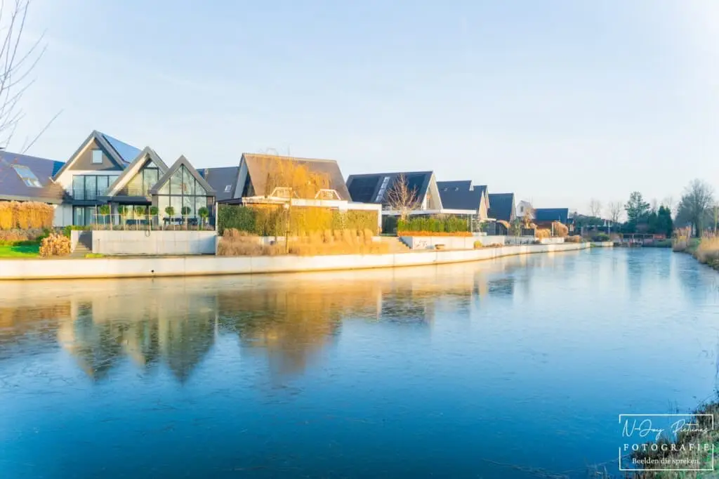 Haaksbergen aan het water: prachtige architectuur en stadsgezichten door N-Joy Pictures. Laat je inspireren en neem contact op!