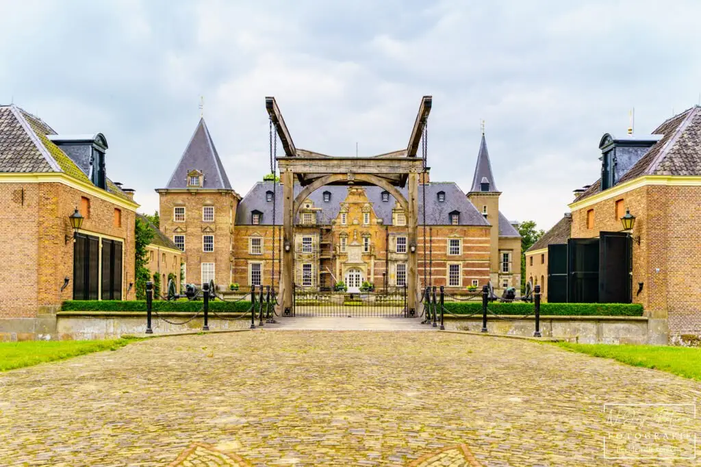 Kasteel Twickel omringd door natuur in Twente. Fotografie die verhalen vertelt – neem contact op met N-Joy Pictures fotograaf Delden.