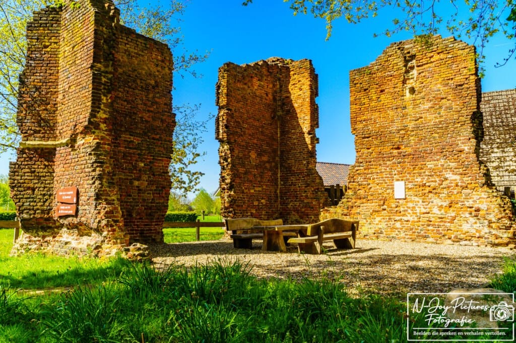 Fotograaf Vragender 3 Overblijfsel Sint-Jacobskapel Vragender – historische muur in stadsfotografie, fotograaf vragender, ontdek meer en neem contact op
