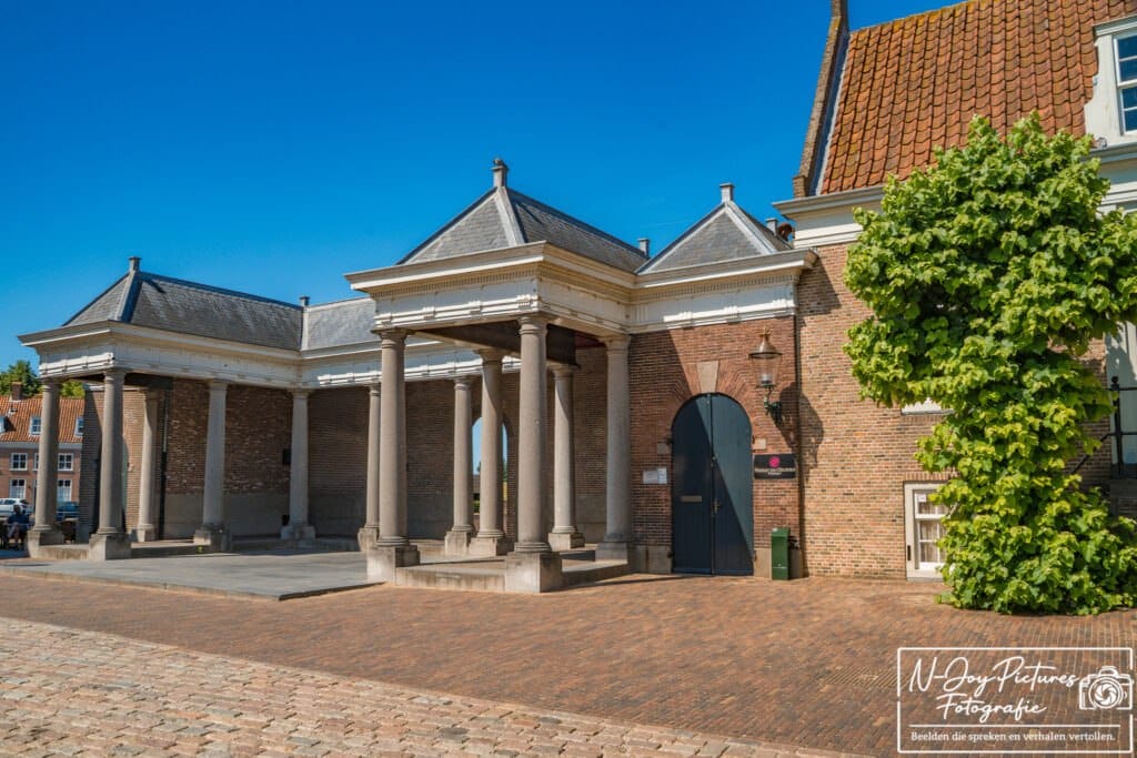 Sfeervolle Vestingstad Heusden met haven, molens en historische straatjes. Ontdek deze unieke stadsfotografie en laat je inspireren.