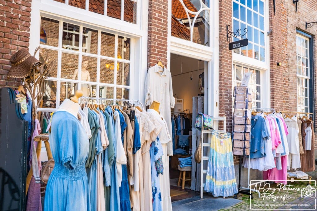 Sfeervolle Vestingstad Heusden met haven, molens en historische straatjes. Ontdek deze unieke stadsfotografie en laat je inspireren.